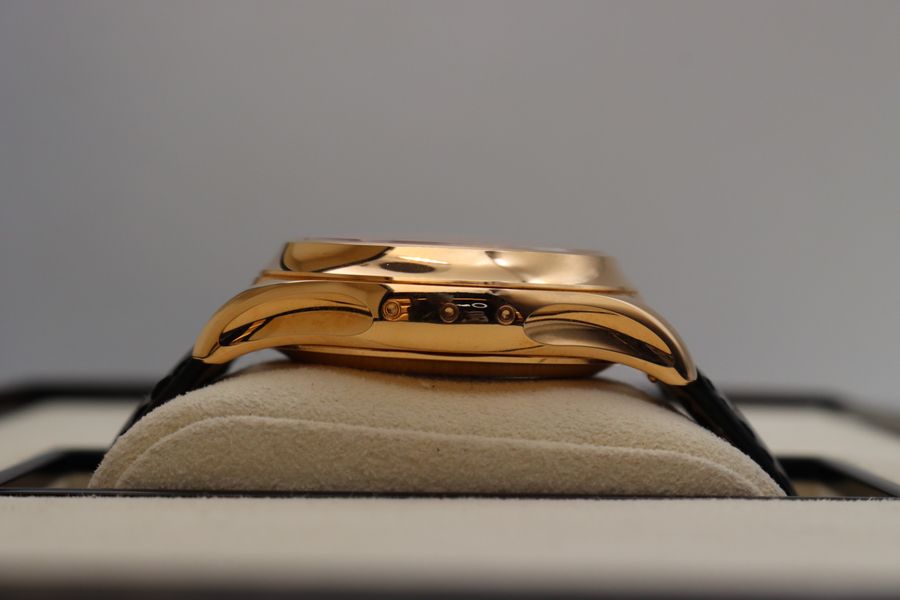 Patek Philippe Complications 5905R-001